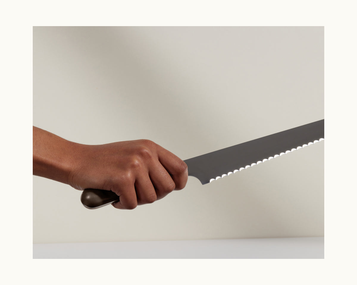 Serrated Slicing Knife